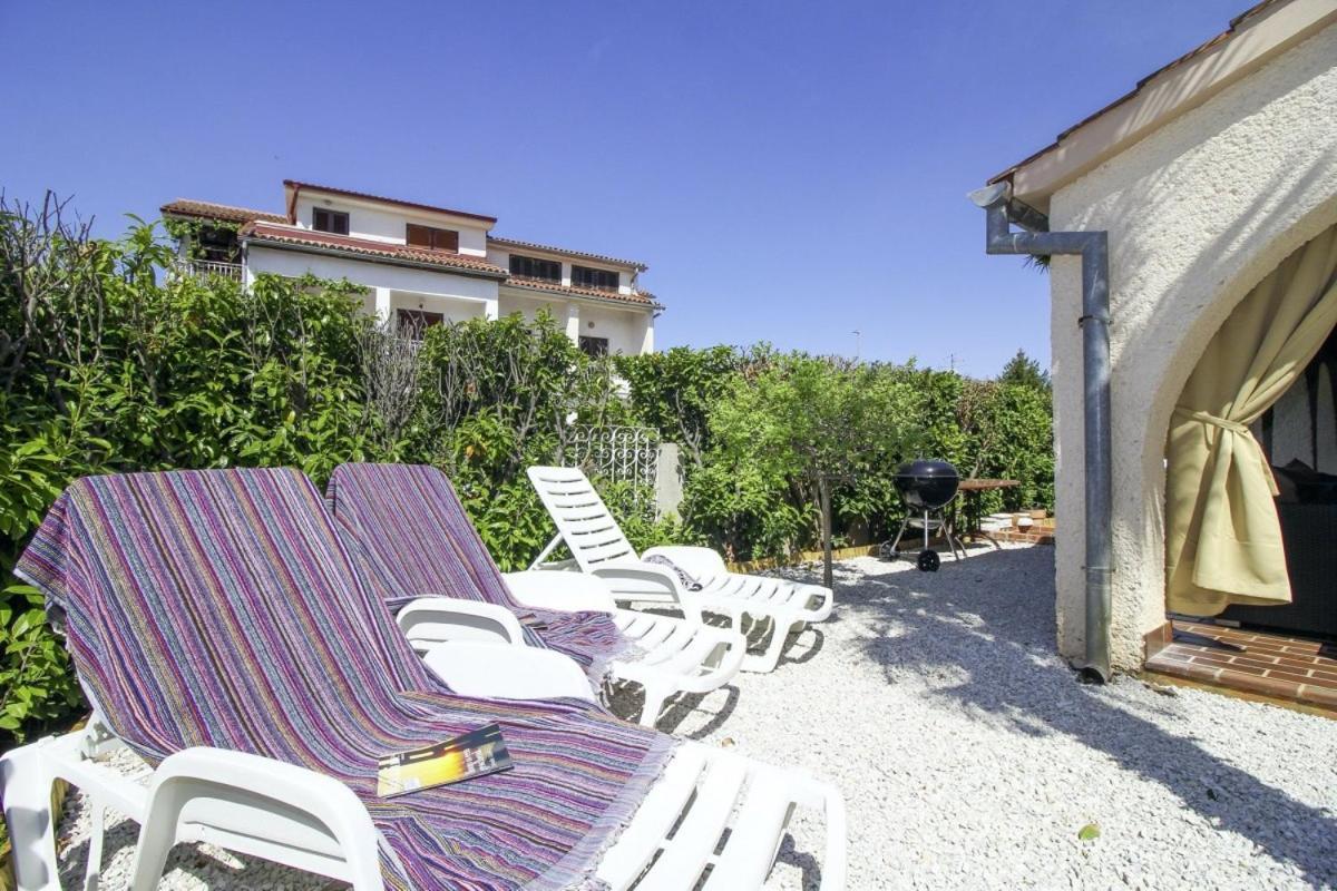 Casa Parenzana In Porec - Haus Fuer 7-9 Personen Bagian luar foto