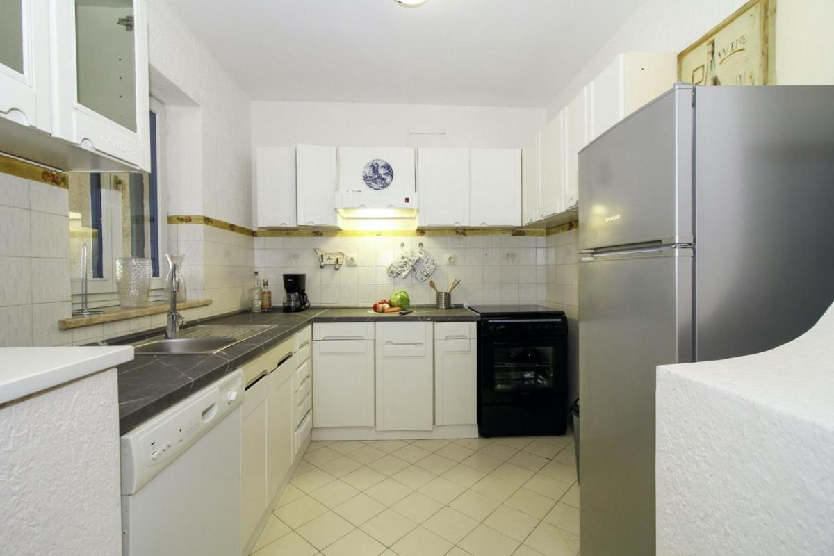 Casa Parenzana In Porec - Haus Fuer 7-9 Personen Bagian luar foto