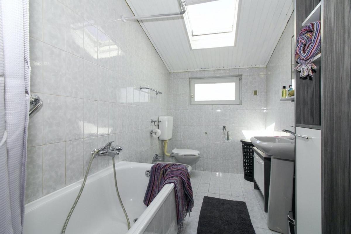 Casa Parenzana In Porec - Haus Fuer 7-9 Personen Bagian luar foto